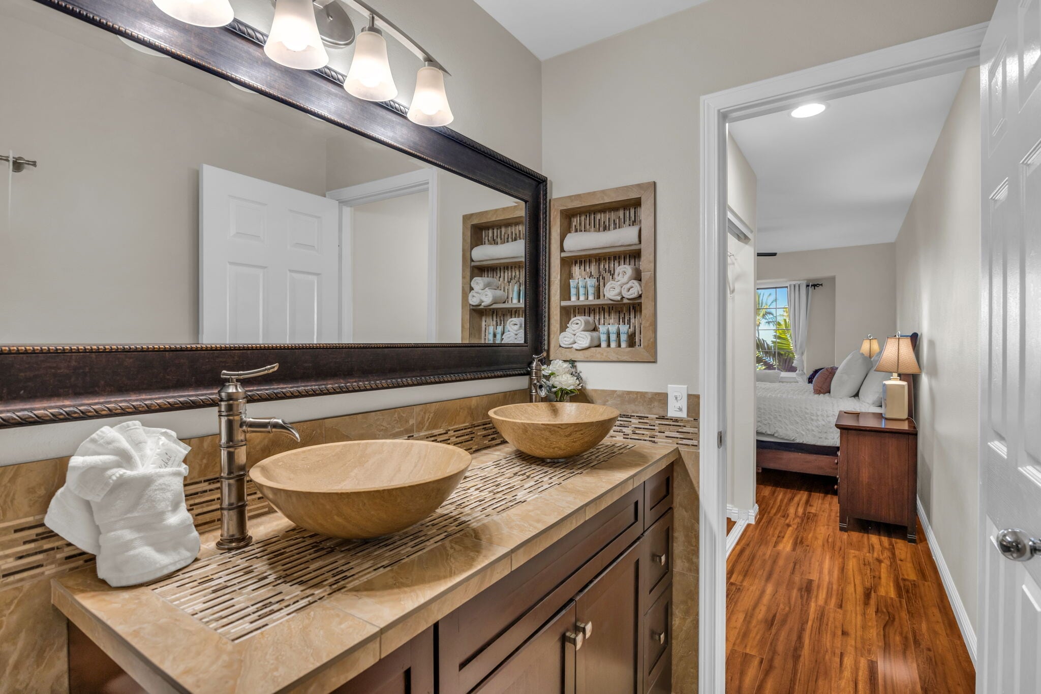 Building Photo - 3950 Kalai Waa St