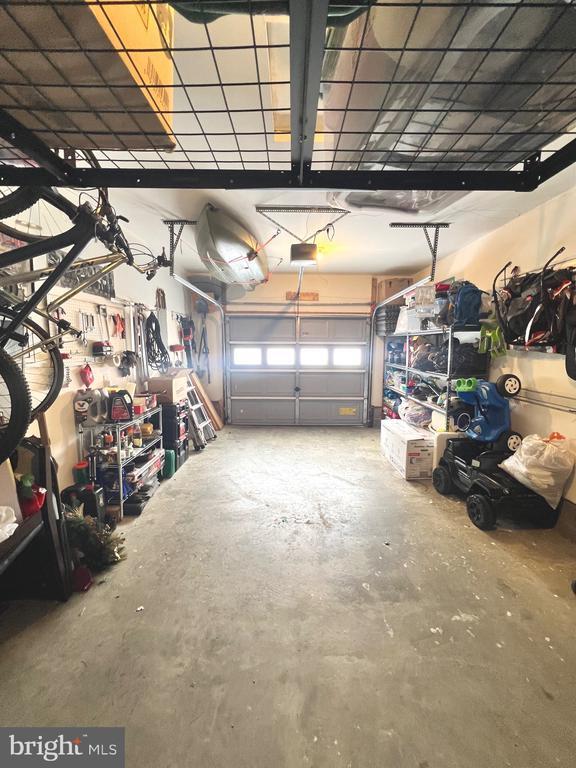 Building Photo - 2405 Gifhorn Ct