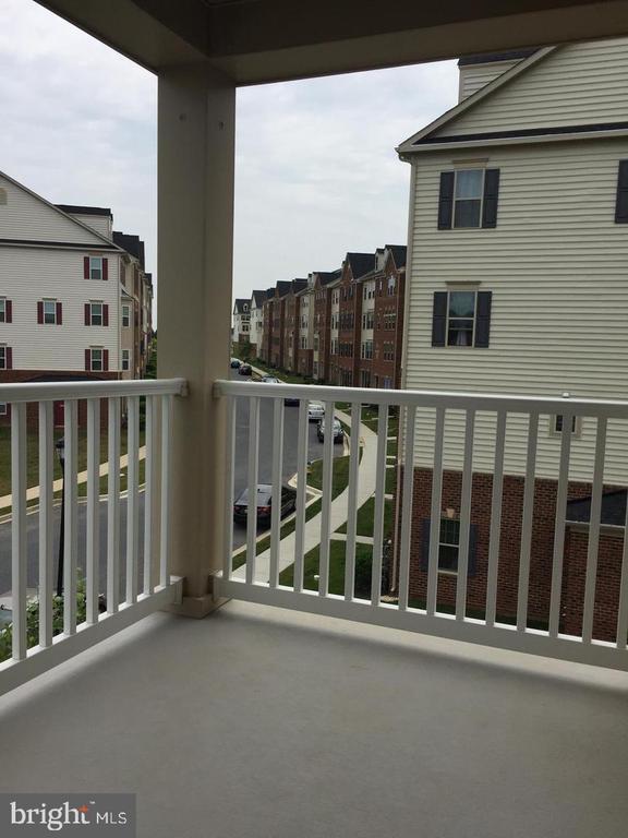 Building Photo - 6489 Jack Linton Dr N