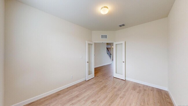 Building Photo - 344 Autumn Rouge