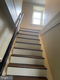 Building Photo - 278 Newtown Rd