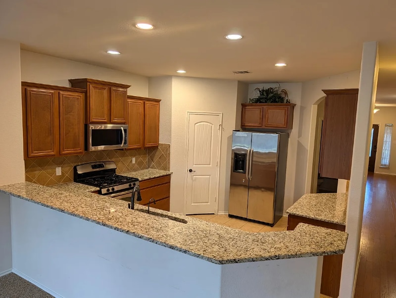 Building Photo - 9704 Tipperary Dr