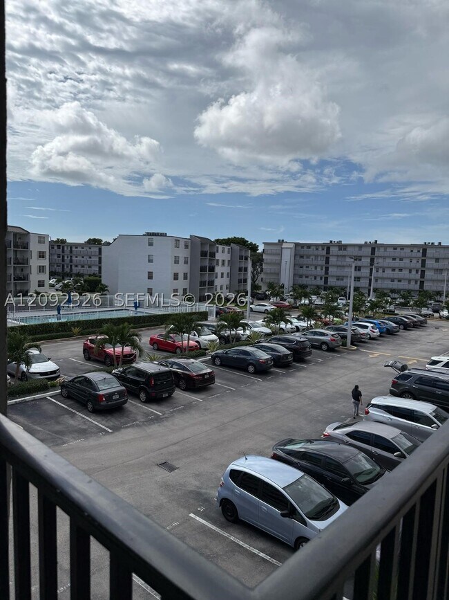 Building Photo - 14180 SW 84th St