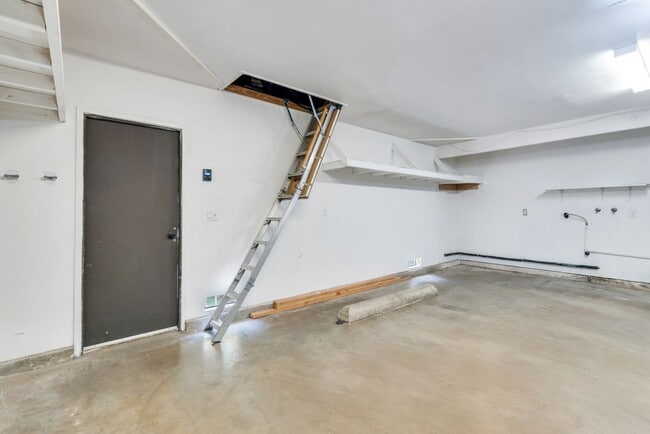 Building Photo - 1268 Tarryglen Ln