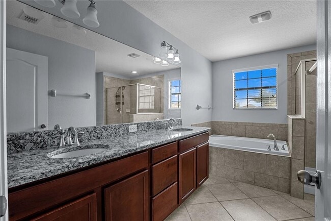 Building Photo - 13238 Wellington Hills Dr
