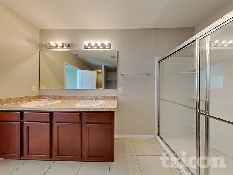 Building Photo - 244 Hamlet Rd