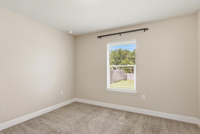 Building Photo - 2892 Chancery Ln