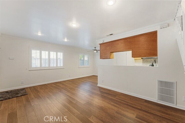 Building Photo - 3036 Knollwood Ave