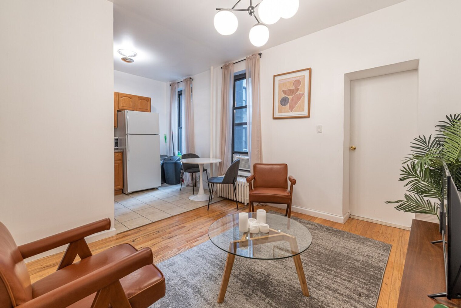 Building Photo - 136 E 57th St