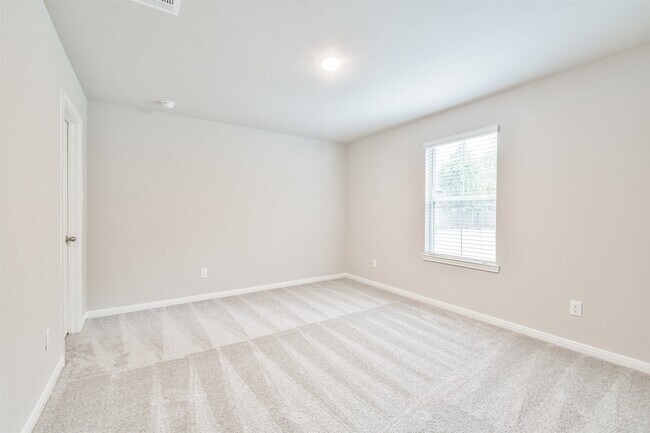 Building Photo - 133 S Timber Top Dr