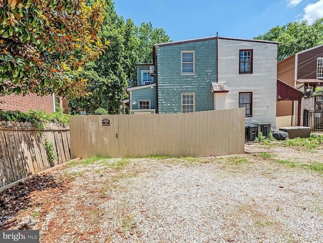 Building Photo - 179 Green St