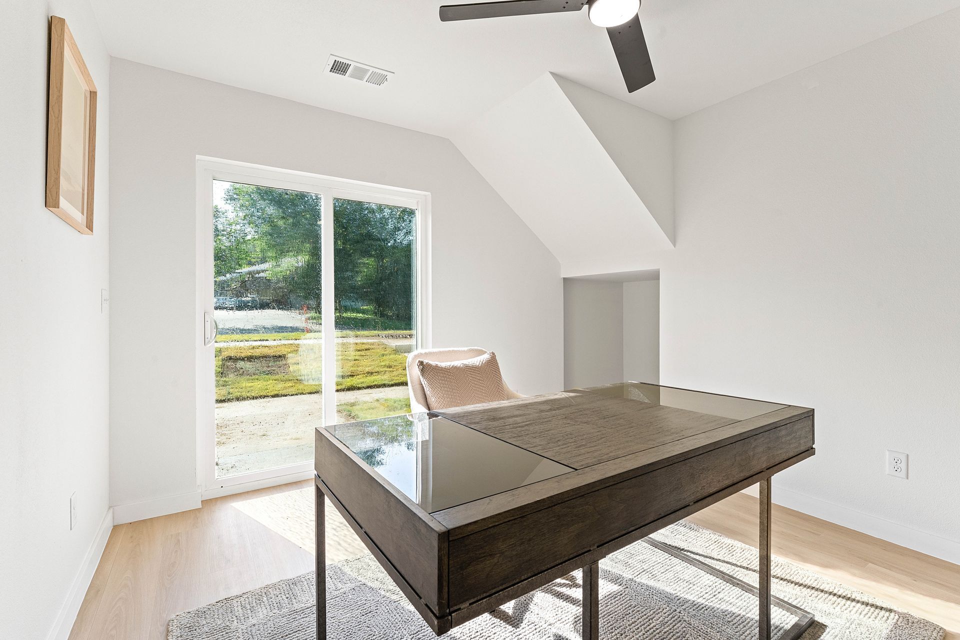 Building Photo - 1982 S Razorback Rd