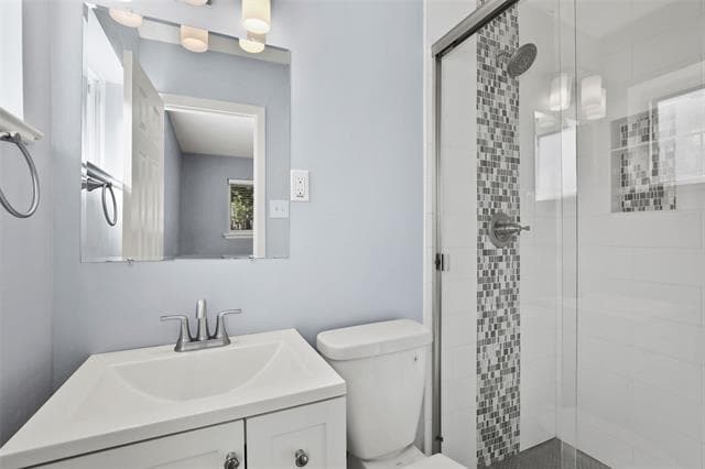 Building Photo - 525 Melrose Dr