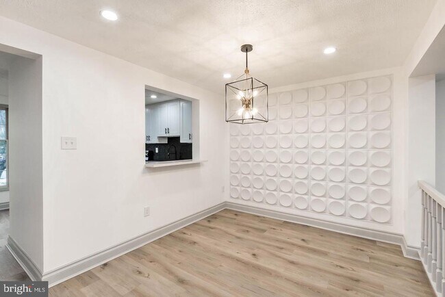 Building Photo - 17409 Founders Mill Dr