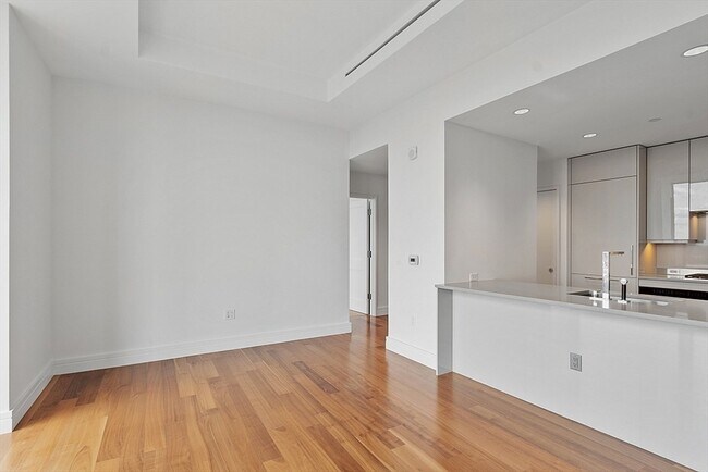 Building Photo - 1 Dalton St