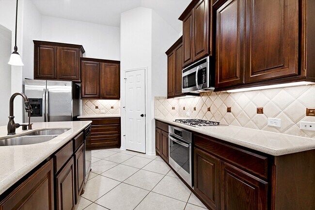 Building Photo - 29142 Crested Butte Dr