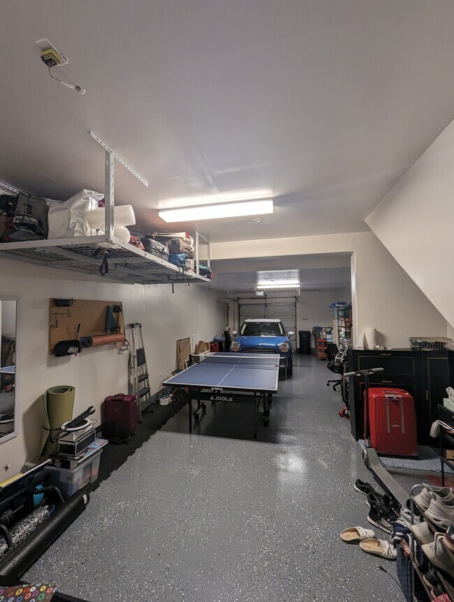 Building Photo - 764 Grandview Ter