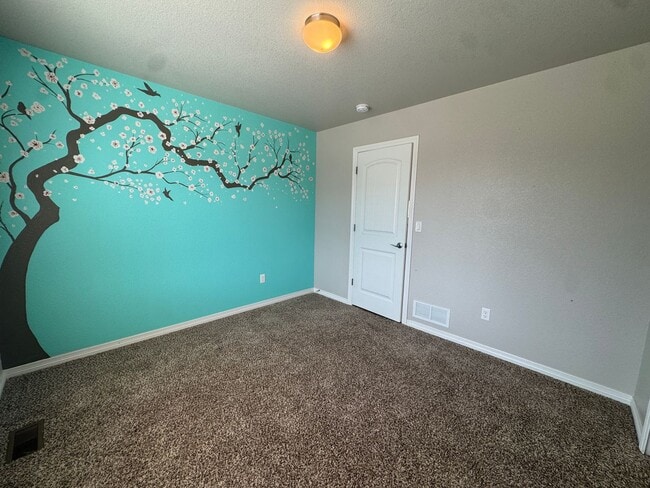 Building Photo - Spacious 5-Bedroom Ranch with Finished Basement, Wet Bar & 3-Car Garage