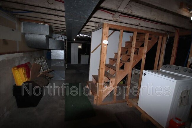 Building Photo - 1905 4th Street