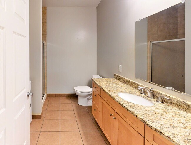 Building Photo - 1651 N Pearl St