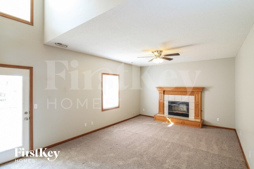 Building Photo - 17265 W 156th Terrace