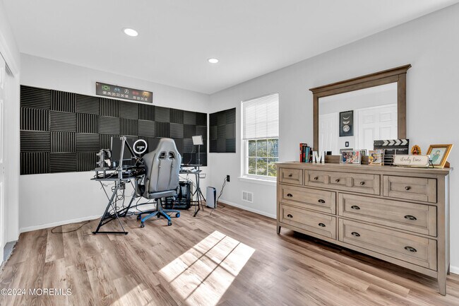 Building Photo - 2 Katelyn Ct