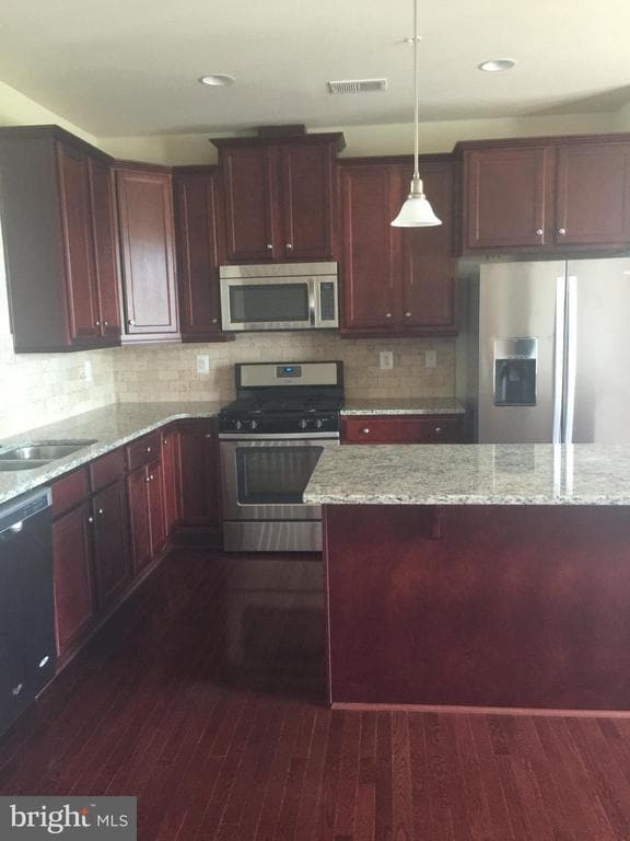 Building Photo - 2808 Shearwater Ln