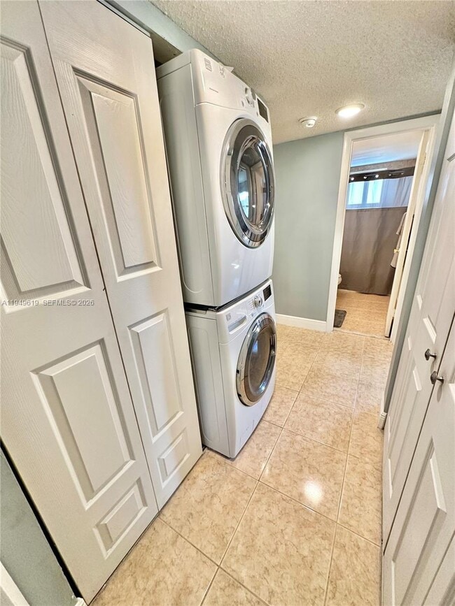 Building Photo - 7561 NW 16th St