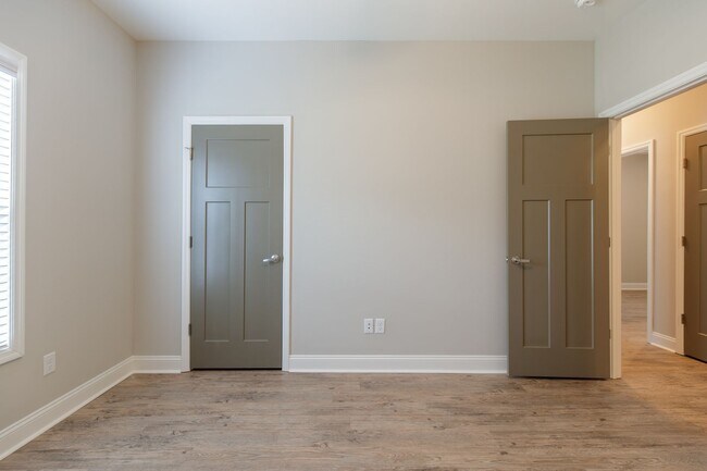 Building Photo - Beautiful duplex in Valdosta, Ga!