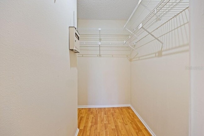 Building Photo - 4071 Shoreside Cir