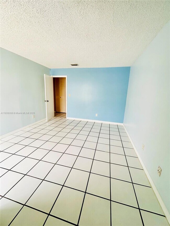 Building Photo - 12457 SW 147th Terrace