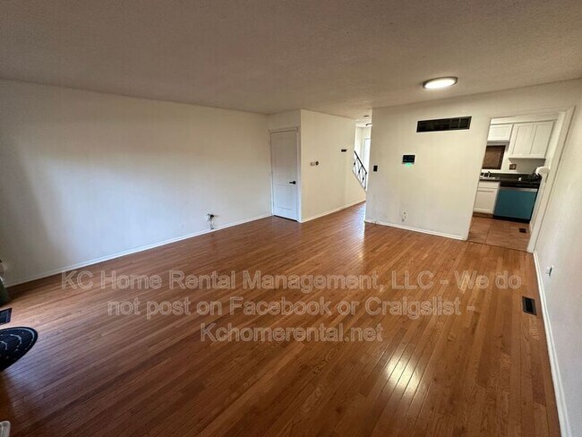 Building Photo - 1708 E 97th St