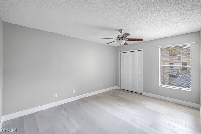 Building Photo - 15206 Parkside Dr