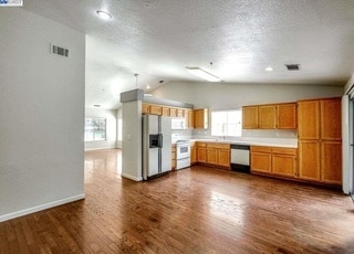 Building Photo - 509 Saddleback Cir