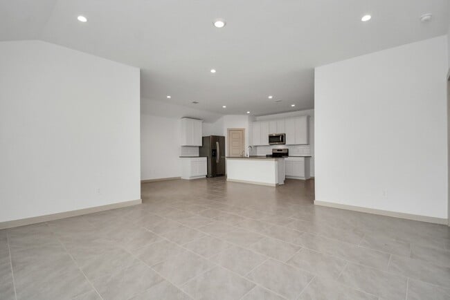 Building Photo - 7731 Suffolk Vly Ln