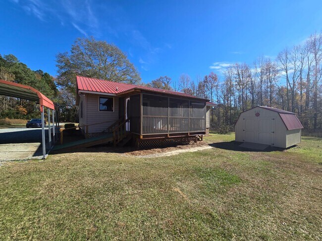 Building Photo - NEW LISTING!!!!!