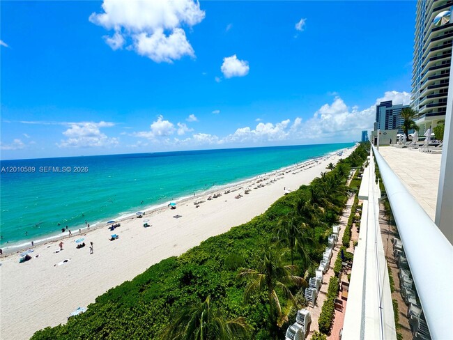 Building Photo - 1800 S Ocean Dr