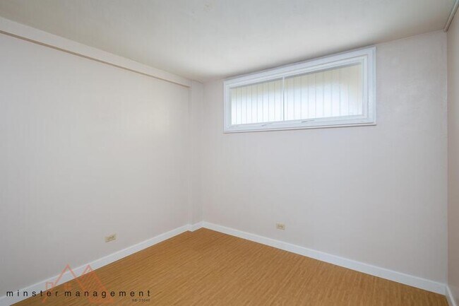 Building Photo - 14 Aulike St