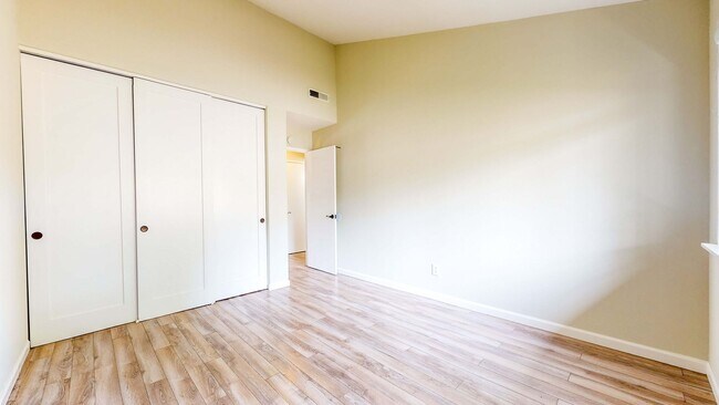 Building Photo - PURE Property Management Presents: Beautiful 3 Bedroom/2 Bath in Santa Rosa!