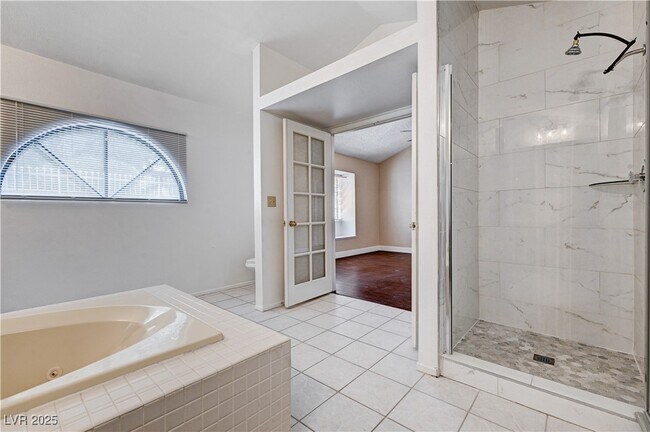 Building Photo - 618 Cervantes Dr