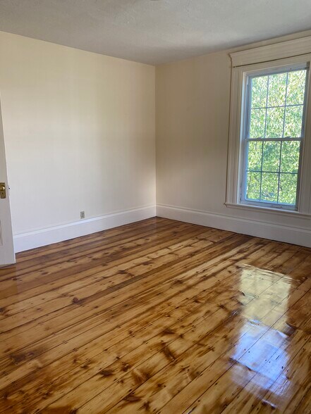 BR 2 - 200 Norfolk St