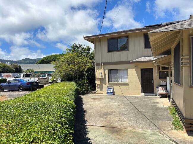 Building Photo - 2820 Kaimuki Ave