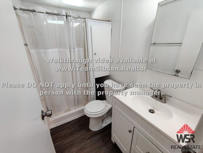 Building Photo - 3 Bedroom Home in Lake Elsinore
