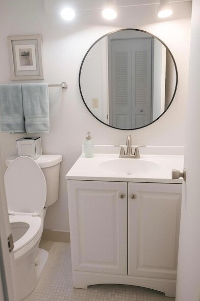 Building Photo - 361 Windsor N