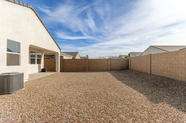 Building Photo - 5065 E Emery Rd