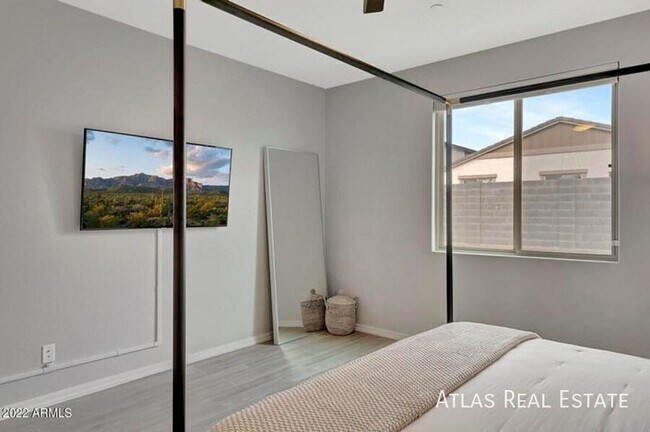 Building Photo - 13196 W Redstone Dr