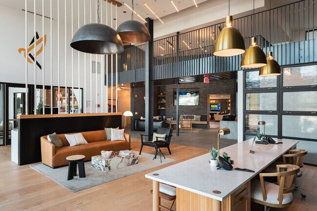 Building Photo - 5820 1/2 Cameron Road-SI FL4-ID1303398P