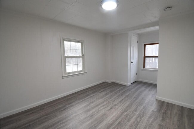 Building Photo - 23 Wawayanda Ave