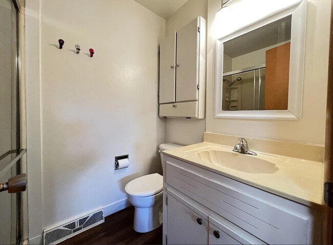 Building Photo - 2916 Johnson Ave NW