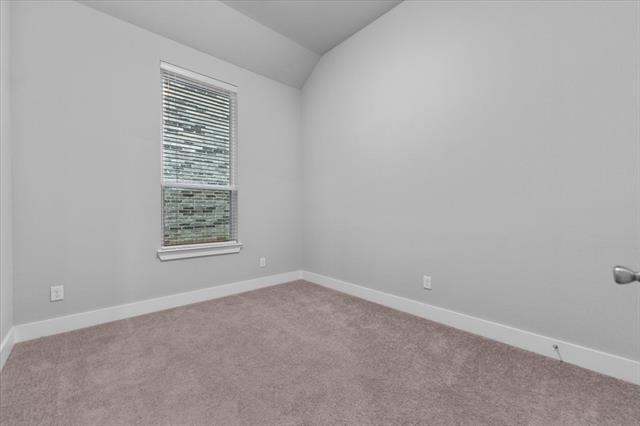 Building Photo - 3011 Armstrong Ave